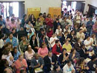 Público presente conheceu projetos assistenciais para 2006